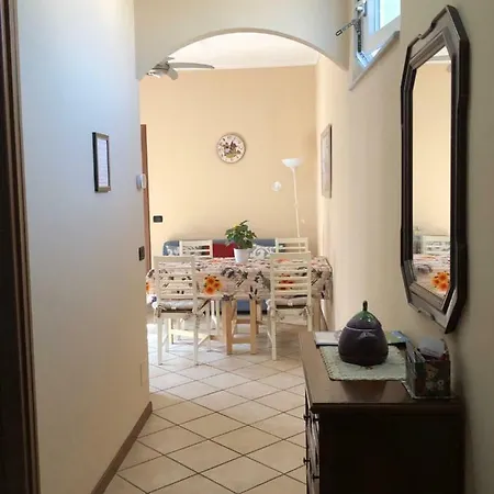 La Terrazza Degli Oleandri דירה