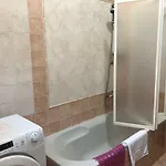 דירה La Terrazza Degli Oleandri סטרסה