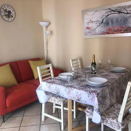 La Terrazza Degli Oleandri * Стреза