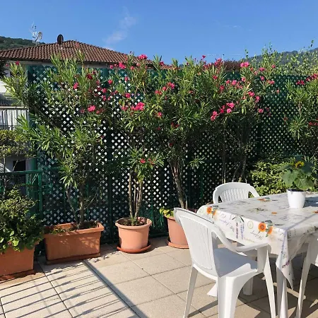 Апартаменты La Terrazza Degli Oleandri