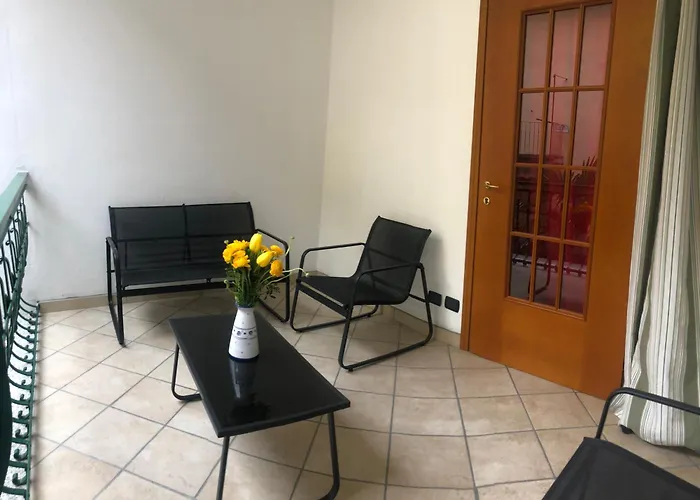 La Terrazza Degli Oleandri Стреза