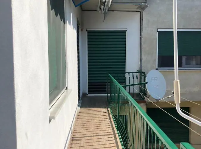La Terrazza Degli Oleandri Апартаменты *
